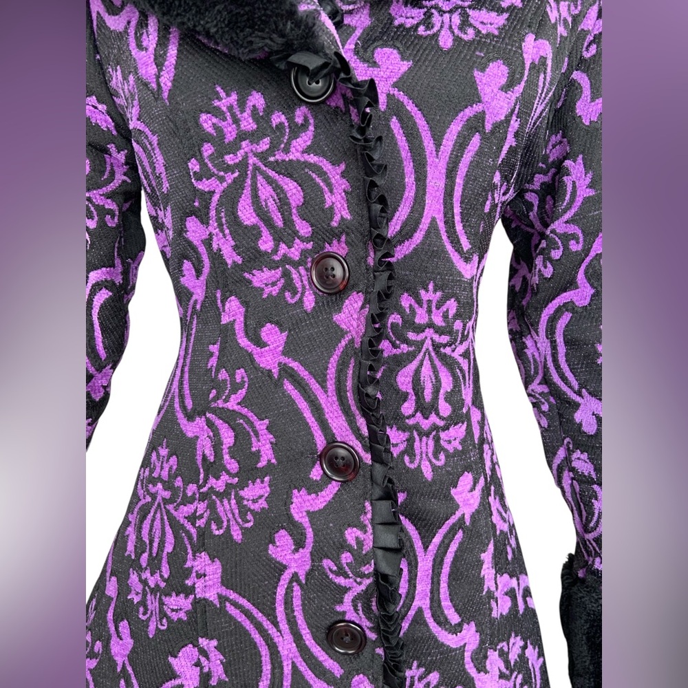 Elegant Purple and Black Women's Coat - Picture 7 of 10